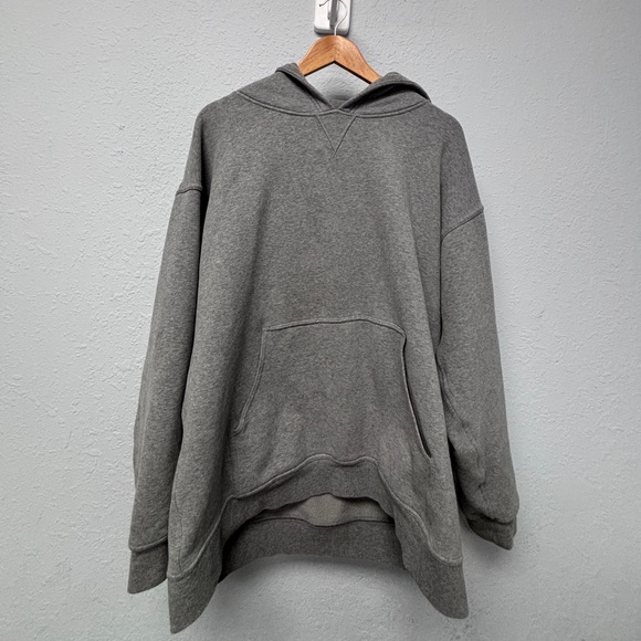 Lululemon All Yours Hoodie *Fleece Sz 18 in Heathered Core Medium Grey, EUC. - Picture 3 of 10
